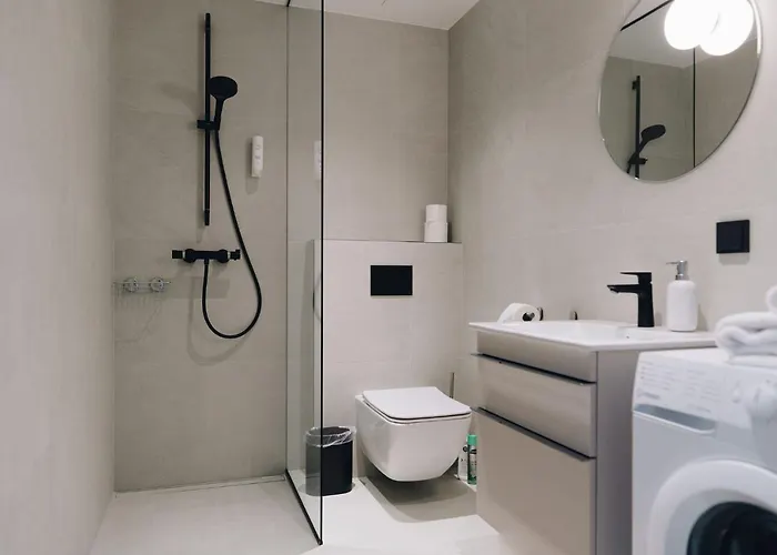 Dream - Stylish With French Balcony